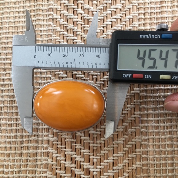 Butterscotch Baltic amber sterling silver ring - Picture 11 of 11